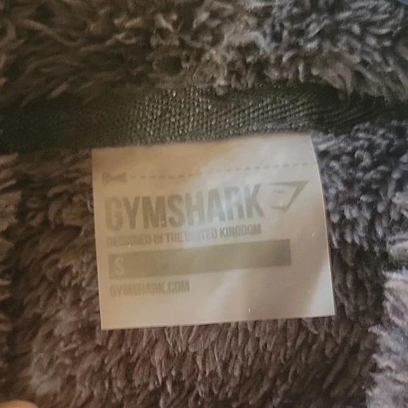 Gymshark Black sweater with Cozy Fuzzy Texture - Picture 2 of 4